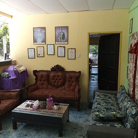 Kuntum Cottage Bed & Breakfast Kampung Tanjung Ipoh Bagian luar foto